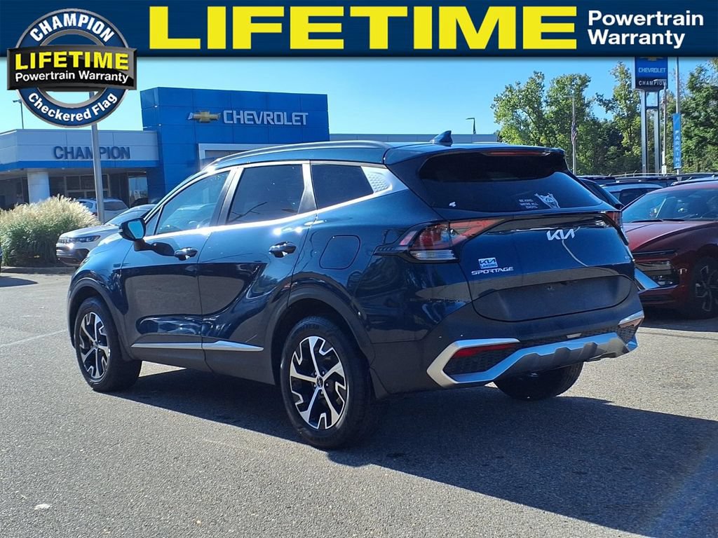 Used 2025 Kia Sportage EX AWD/4WD image 7