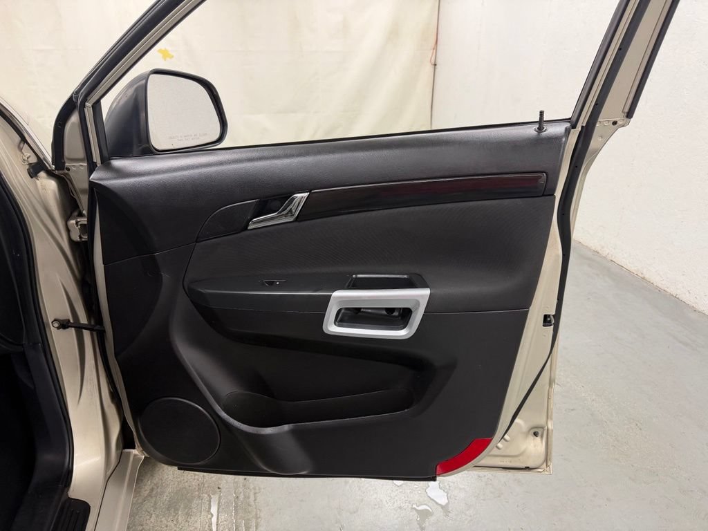 Used 2014 Chevrolet Captiva Sport LT FWD image 9