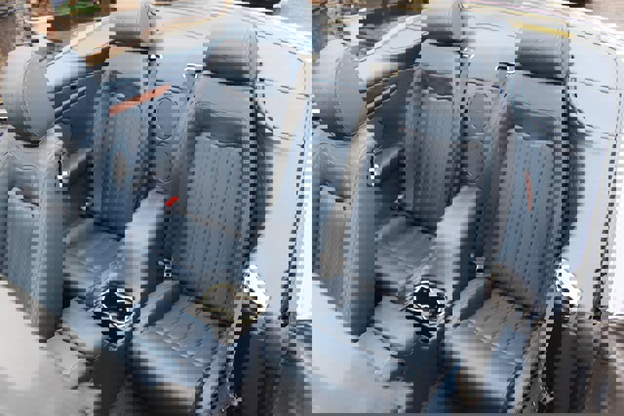 Used 2010 Maserati GranTurismo Convertible image 14