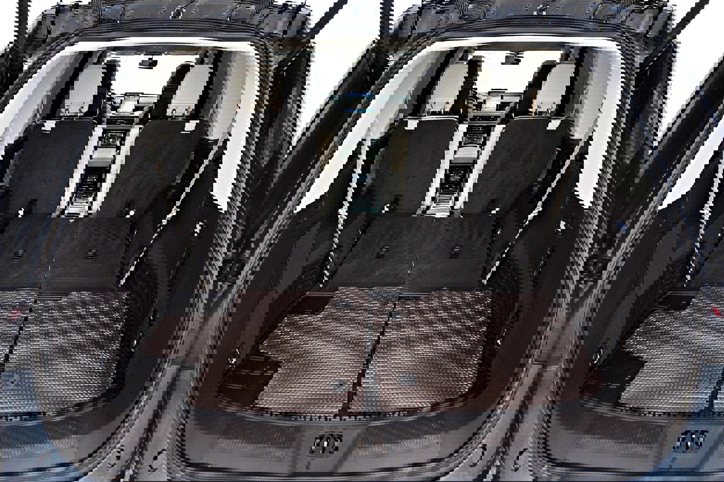 Used 2020 Lincoln Aviator Black Label w/ Dynamic Handling Package image 40