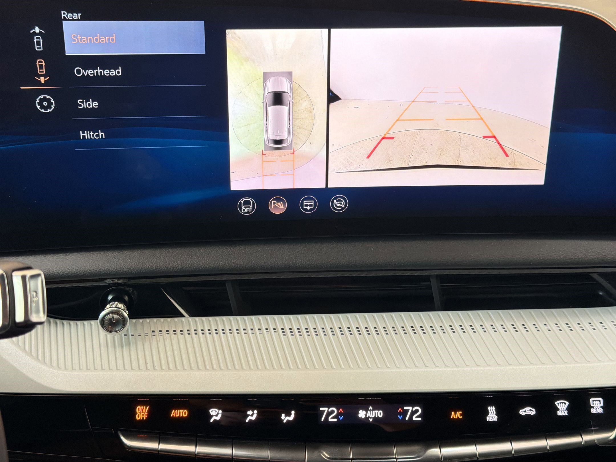 New 2025 Cadillac Optiq Luxury 1 AWD/4WD image 24
