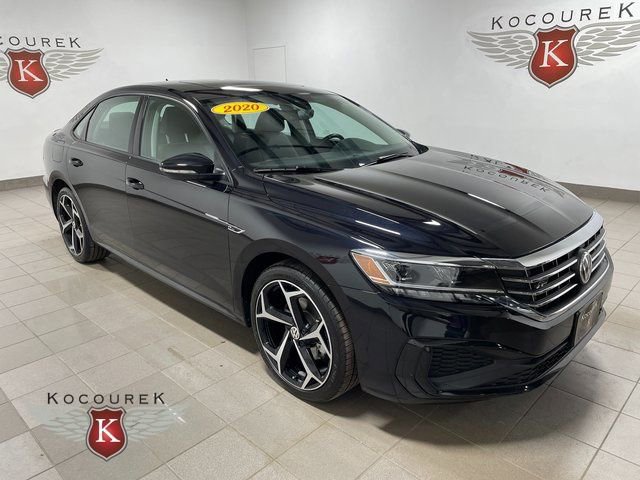 Used 2020 Volkswagen Passat 2.0T R-Line FWD image 1