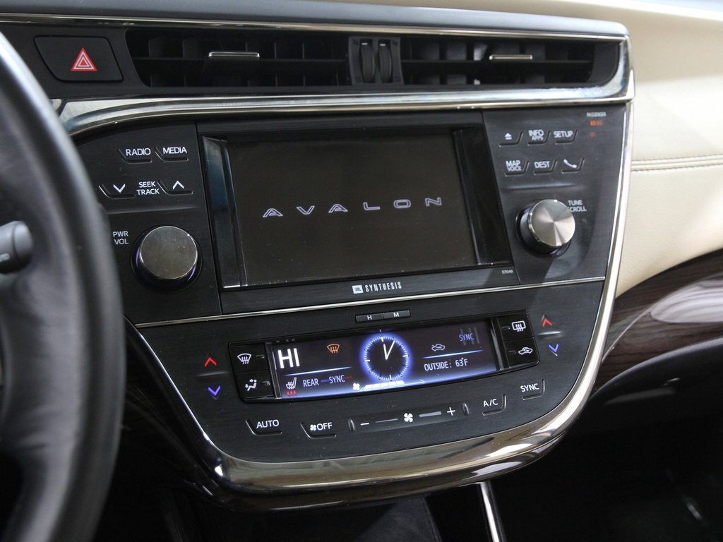Used 2014 Toyota Avalon Limited image 9