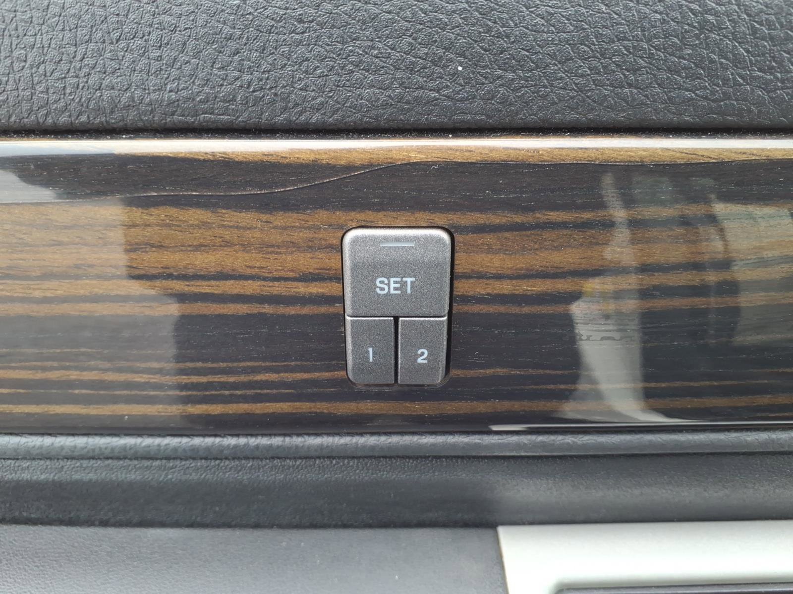 Used 2008 Lincoln MKX FWD image 19