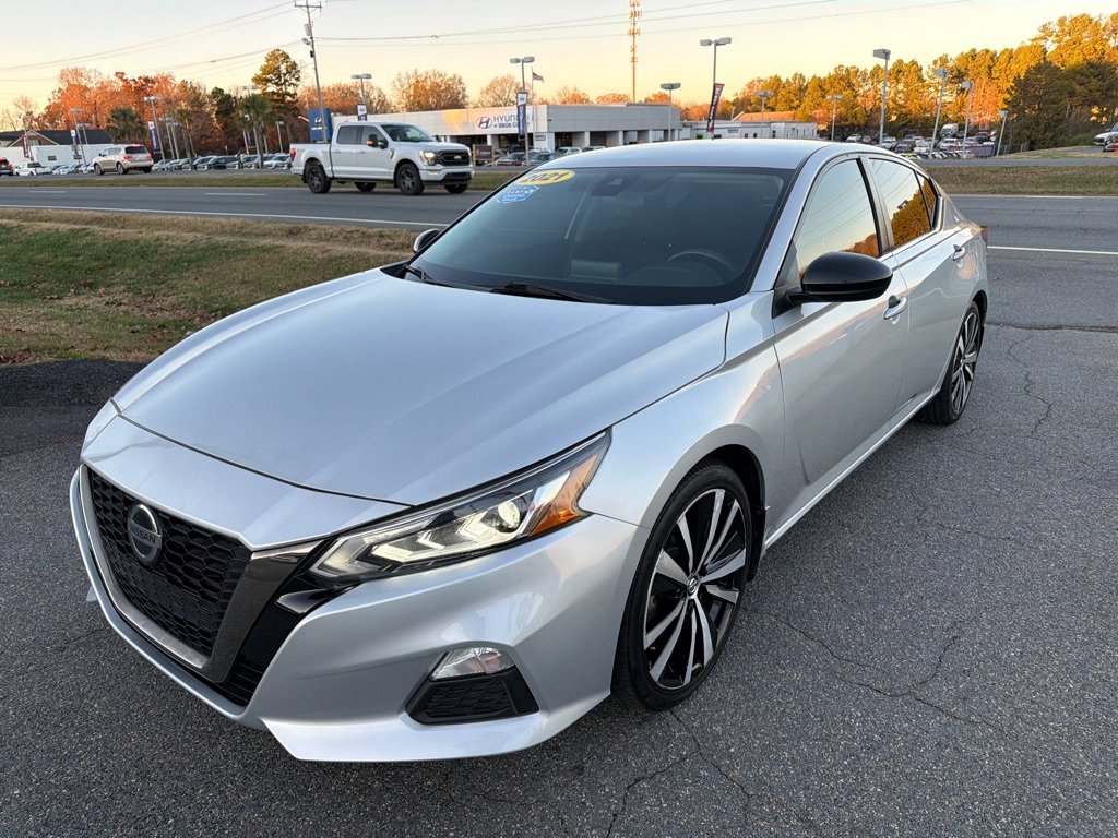 Used 2021 Nissan Altima 2.5 SR image 4