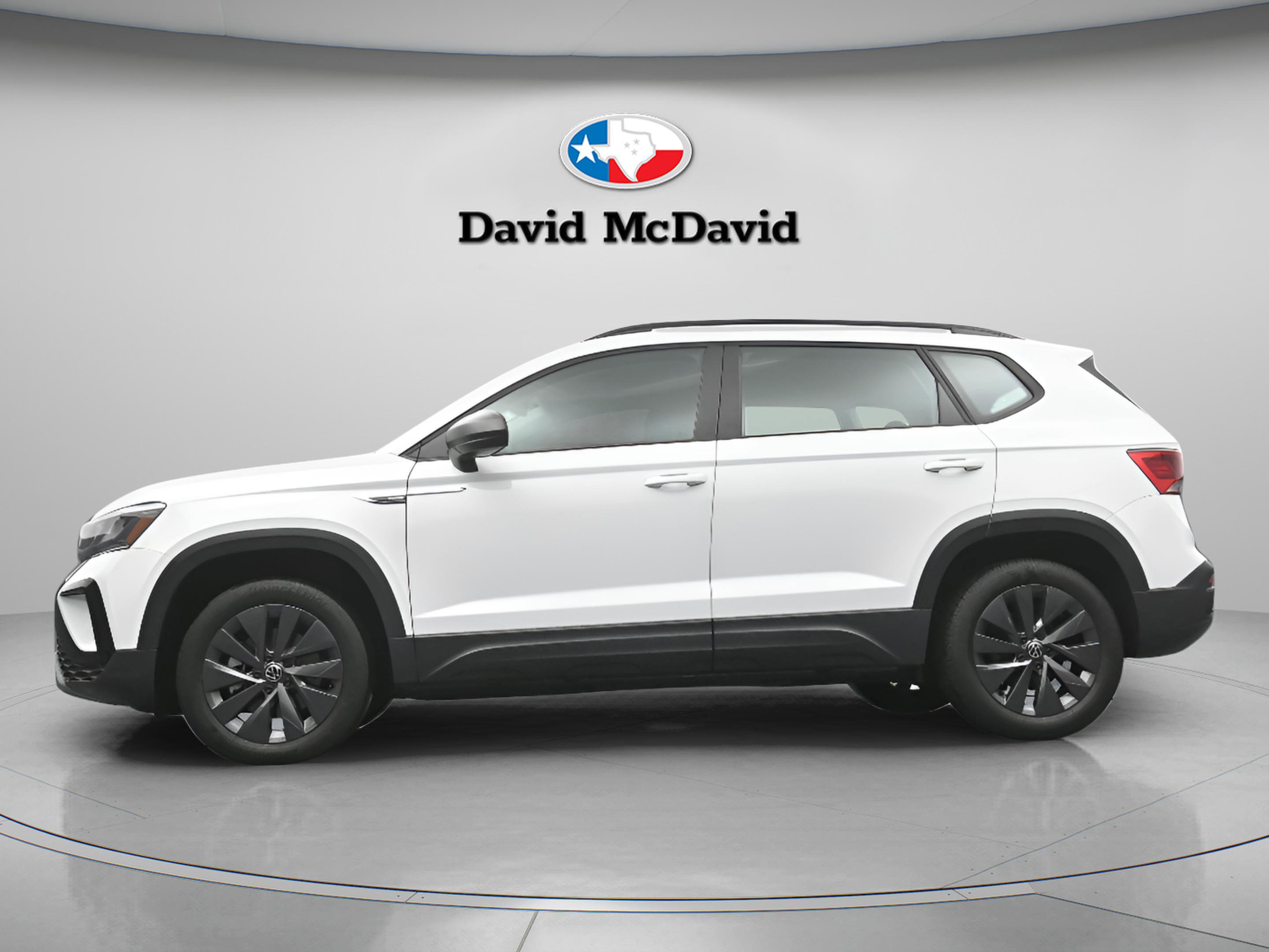 Used 2023 Volkswagen Taos S w/ Driver Assistance Package FWD image 31