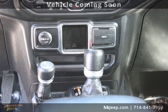 Used 2023 Jeep Wrangler Sport image 16