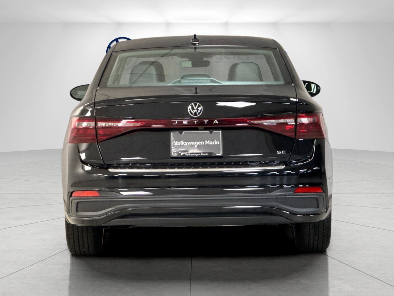 New 2026 Volkswagen Jetta SE image 4