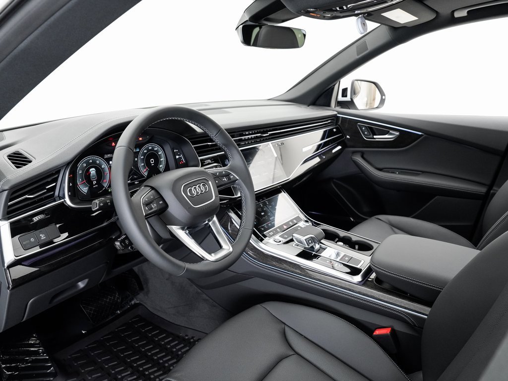 New 2025 Audi Q8 Premium Plus image 4