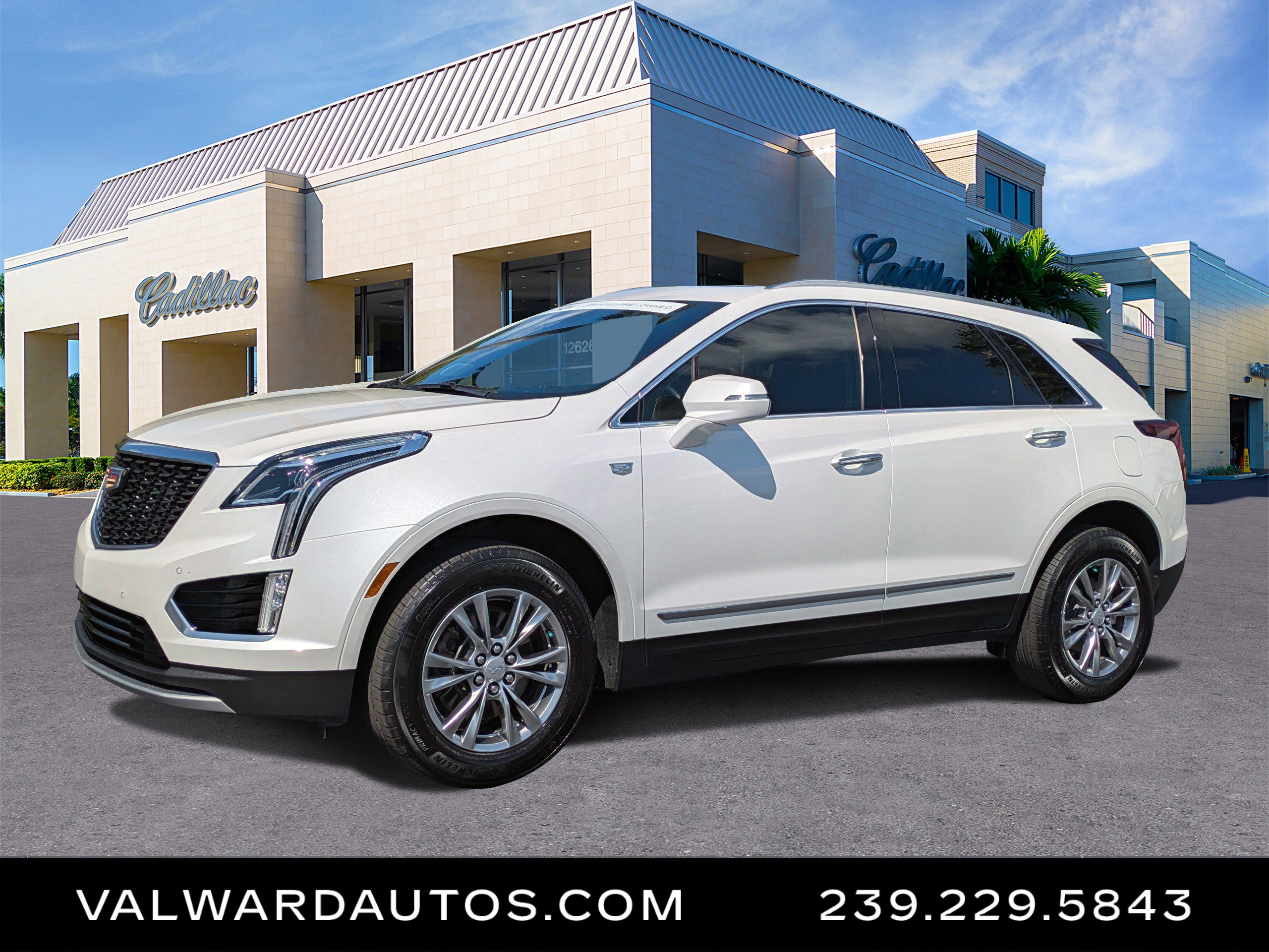 Certified 2023 Cadillac XT5 Premium Luxury image 1