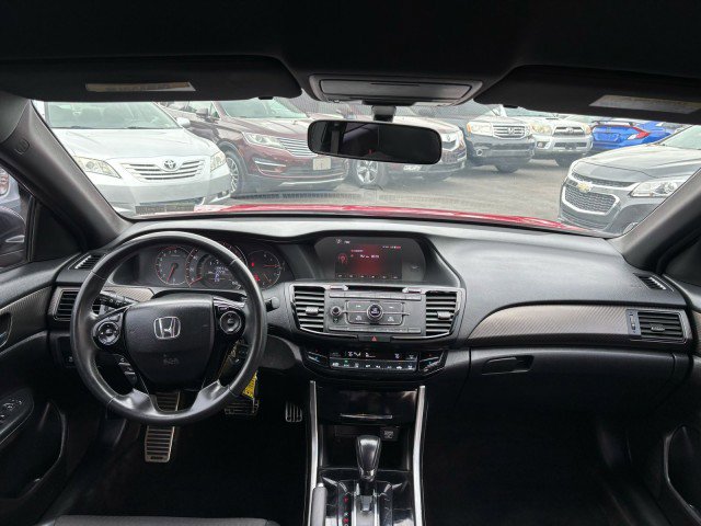Used 2017 Honda Accord Sport image 20