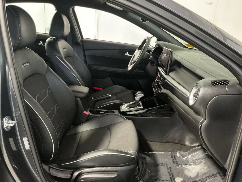 Used 2023 Kia Forte GT-Line FWD image 26