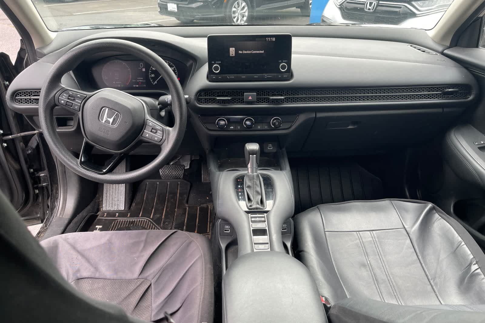 Used 2023 Honda HR-V LX image 11