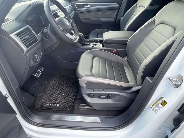 Used 2023 Volkswagen Atlas Cross Sport SEL Premium R-Line image 16