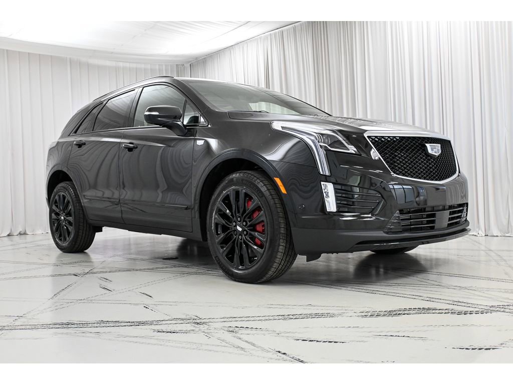 New 2026 Cadillac XT5 Sportv w/ LPO, Onyx Lite Package image 2