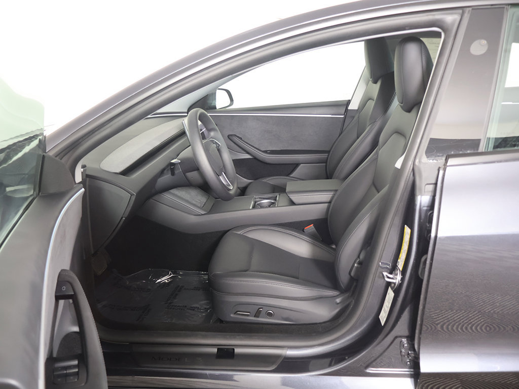 Used 2026 Tesla Model 3 AWD/4WD image 32