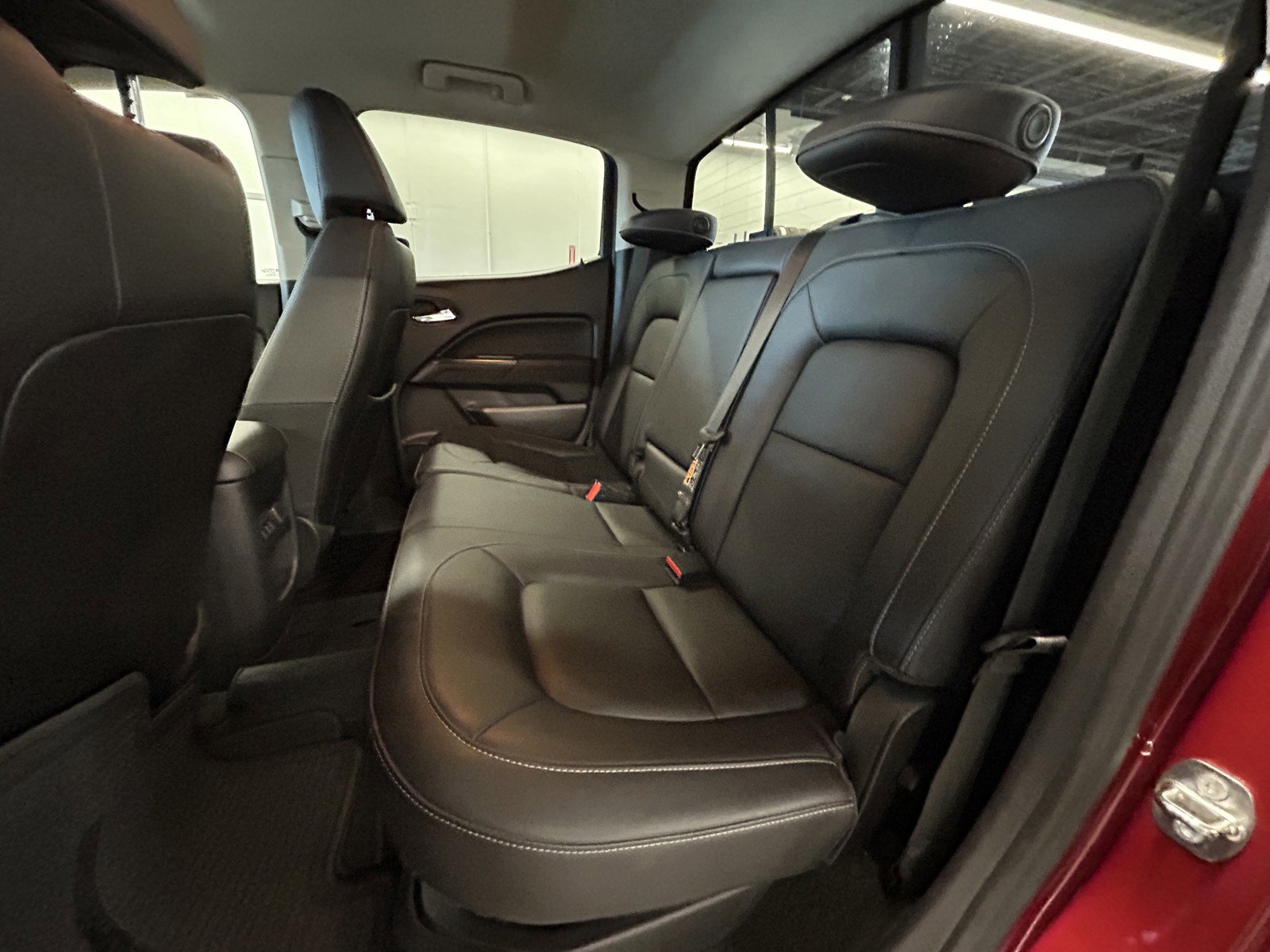 Used 2016 GMC Canyon SLT image 14