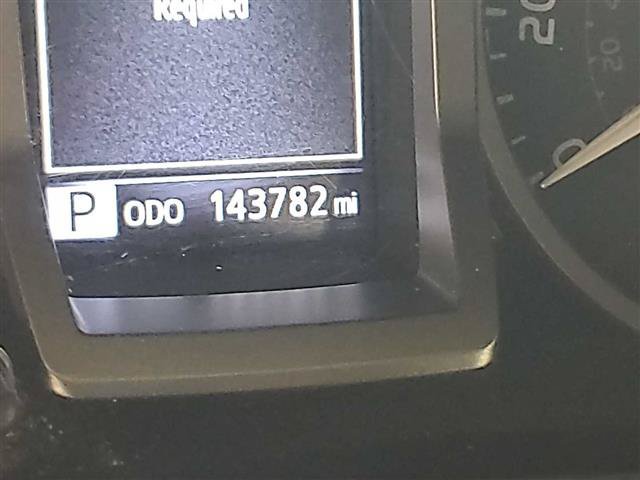 Used 2021 Toyota Tacoma SR5 AWD/4WD image 7