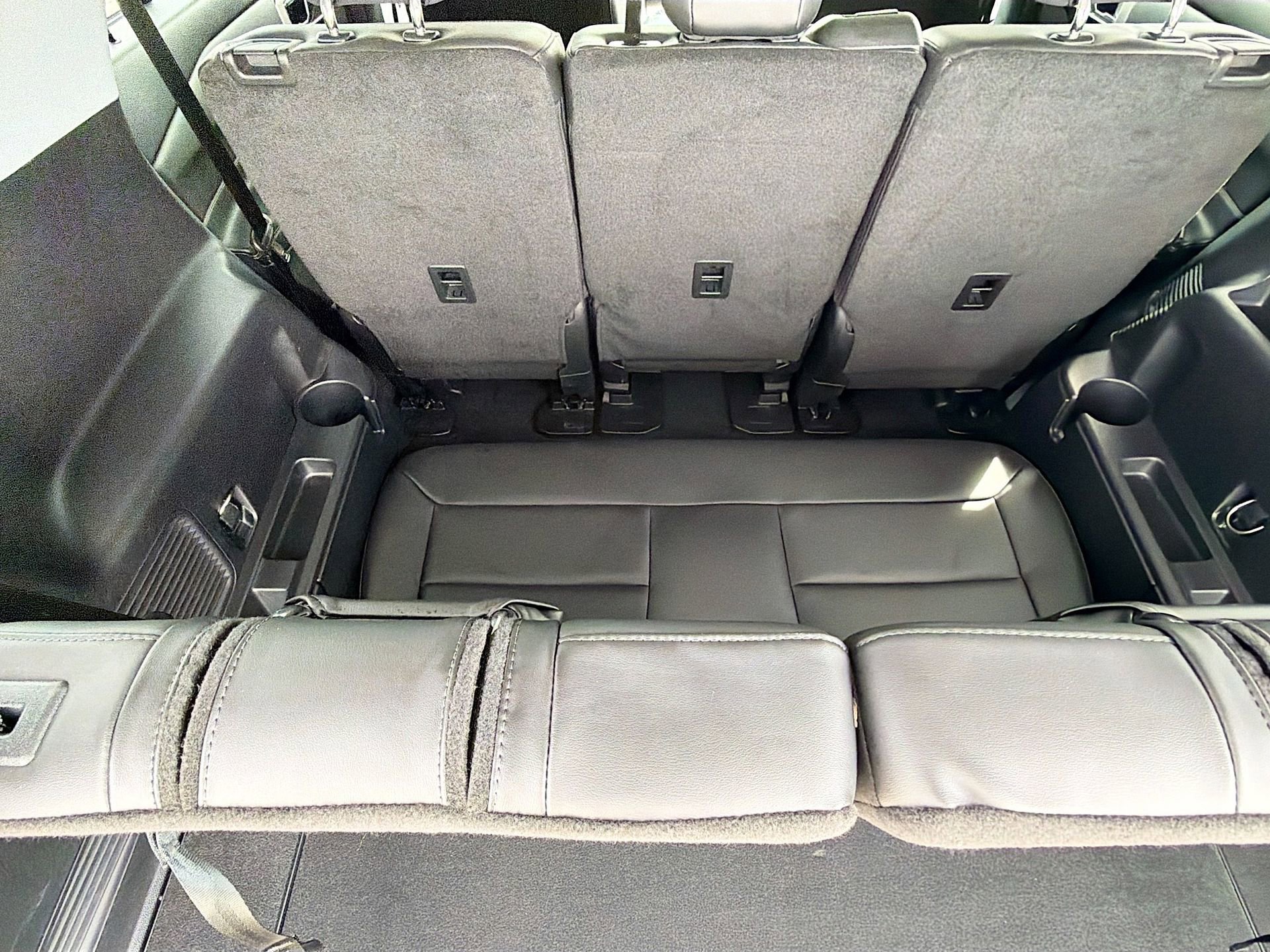 Used 2023 Ford Explorer XLT w/ Equipment Group 202A image 31