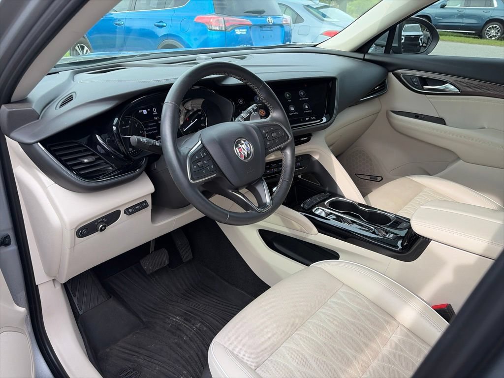 Used 2023 Buick Envision Avenir FWD image 16