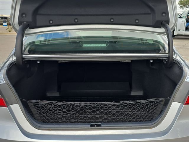 Used 2021 Toyota Camry LE image 12