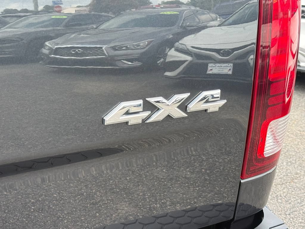 Used 2015 RAM 1500 Sport w/ Convenience Group AWD/4WD image 14