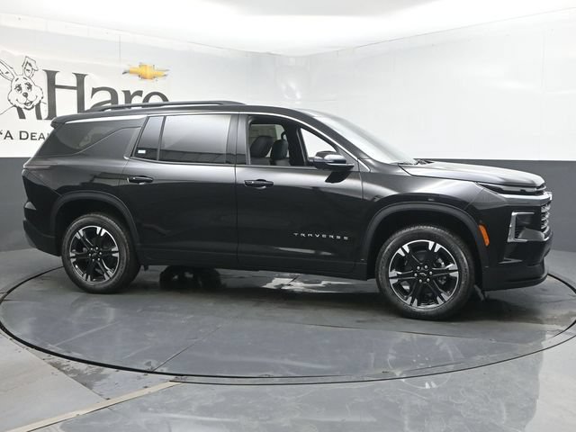 New 2027 Chevrolet Traverse LT w/ Sun and Wheel Package FWD image 28