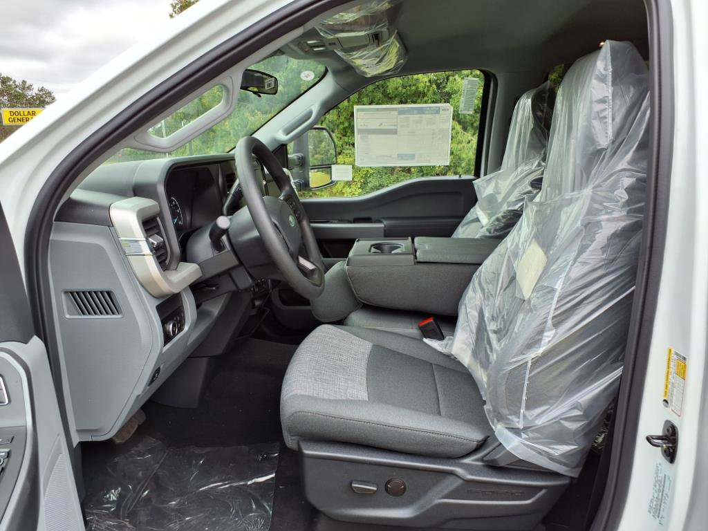 New 2026 Ford F350 XLT image 5