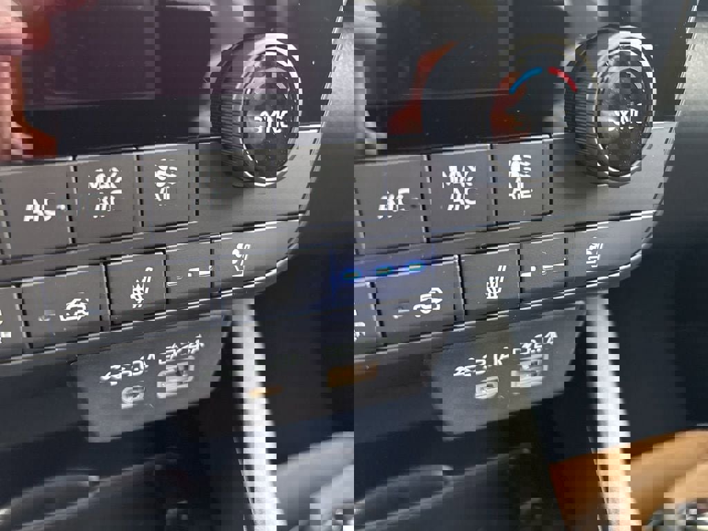 New 2026 Subaru Outback Touring XT image 28