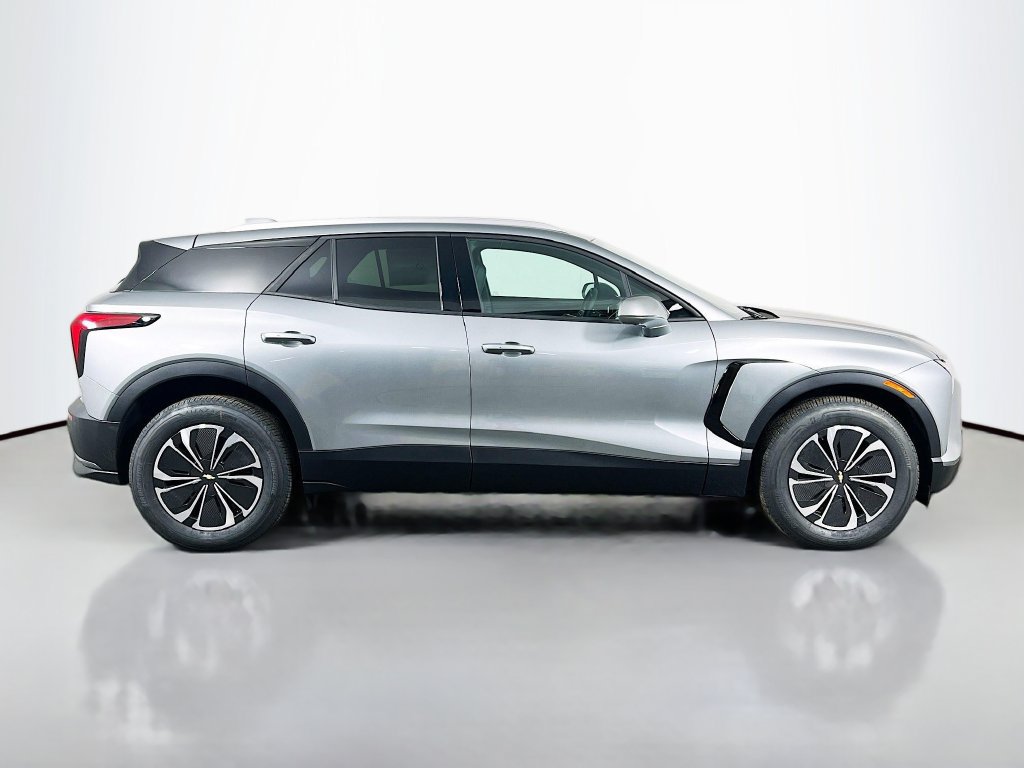 New 2026 Chevrolet Blazer EV LT FWD image 4