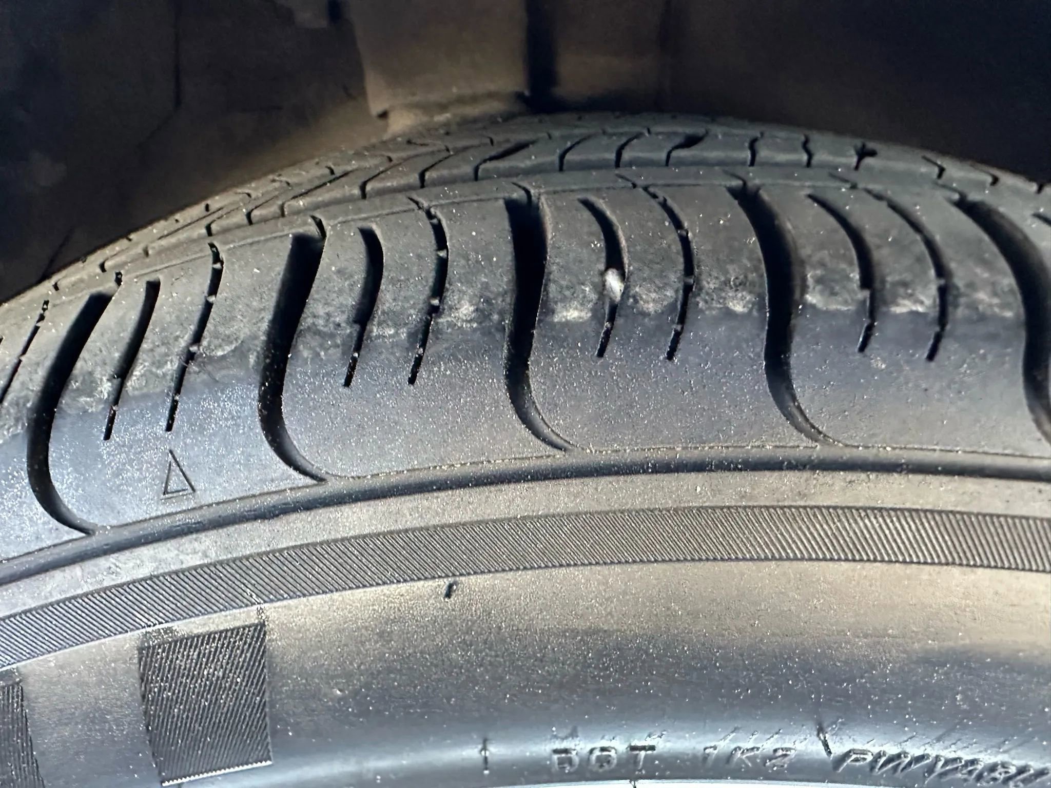 Used 2007 Kia Rondo EX w/ Premium Pkg image 15