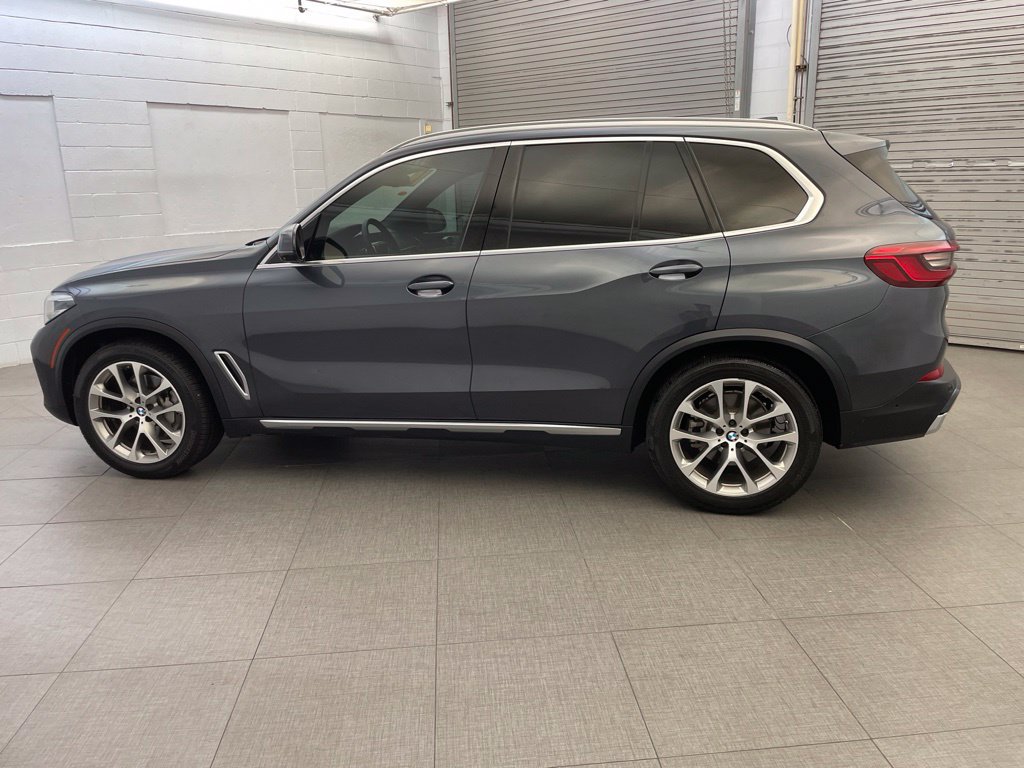 Used 2019 BMW X5 xDrive40i w/ Premium Package AWD/4WD image 5