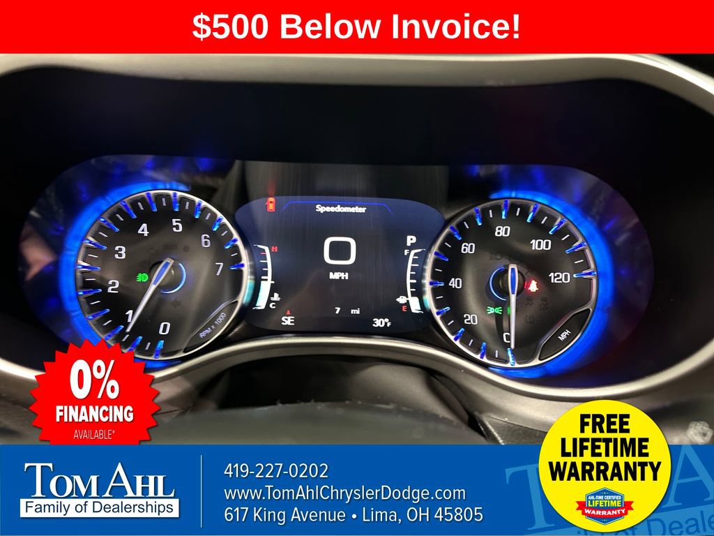 New 2026 Chrysler Pacifica Select image 14