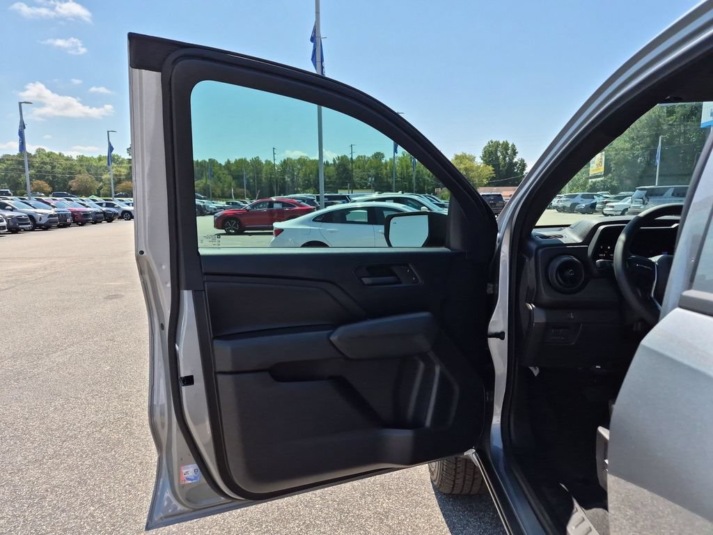 New 2026 Chevrolet Colorado W/T w/ WT Custom Package RWD image 13