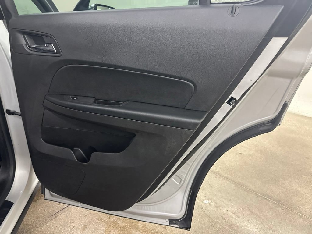 Used 2013 Chevrolet Equinox LTZ FWD image 24