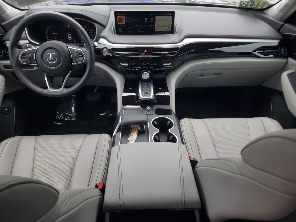 Certified 2023 Acura MDX FWD w/ Technology Package image 17