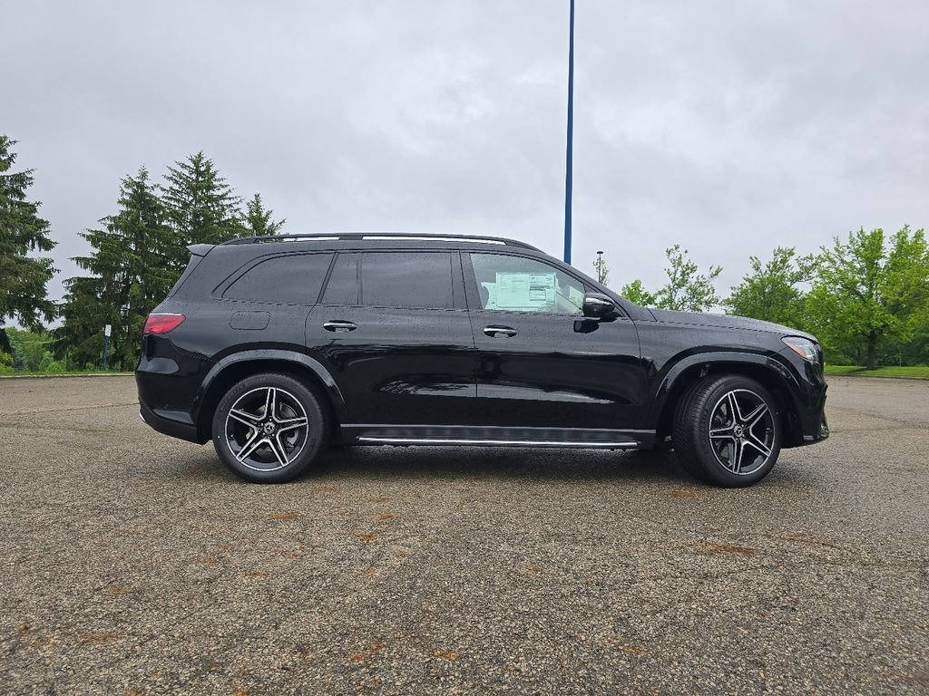 New 2026 Mercedes-Benz GLS 450 4MATIC image 17