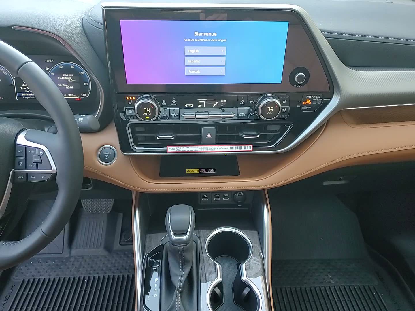 New 2026 Toyota Highlander Platinum image 18