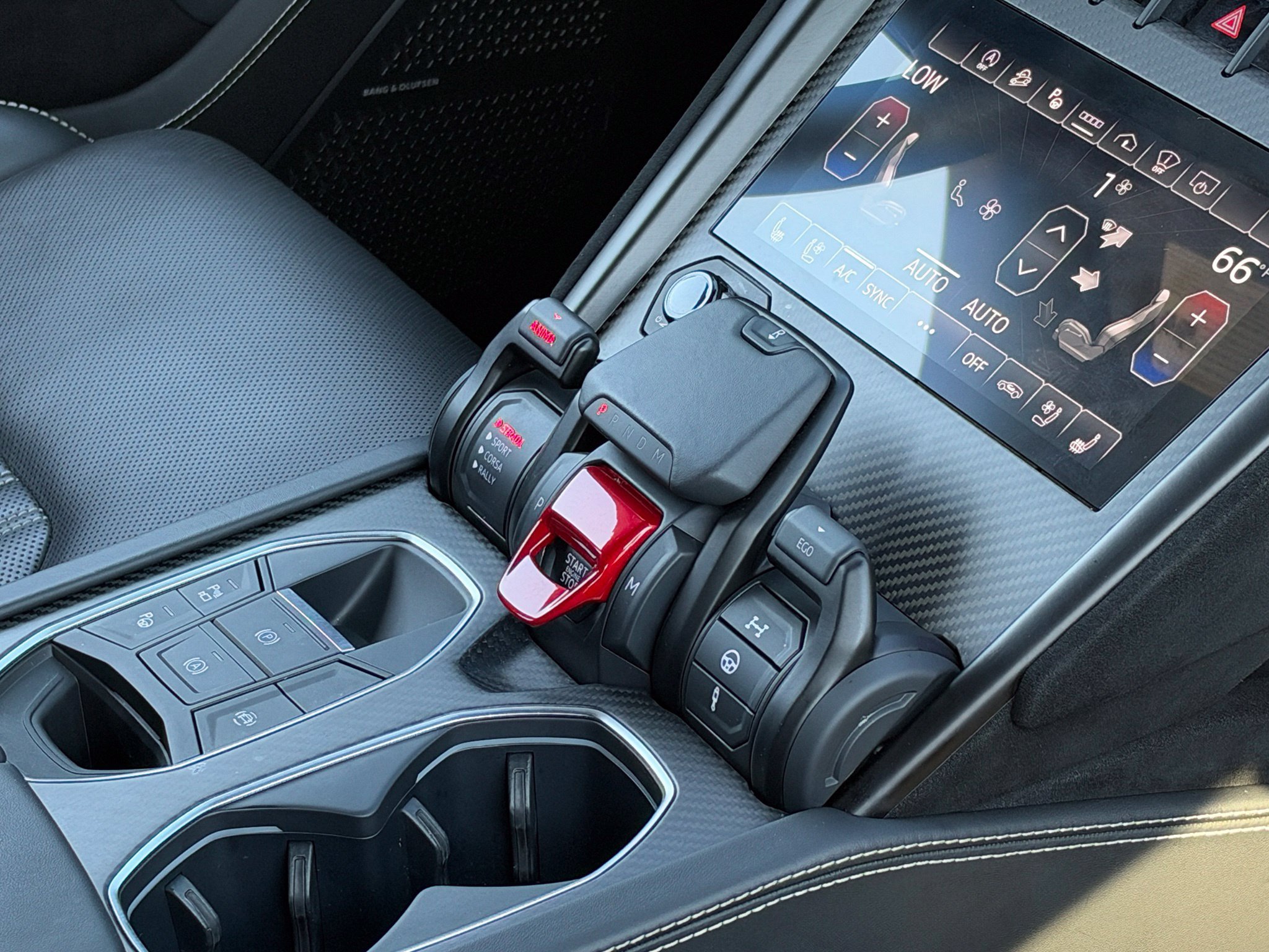 Used 2023 Lamborghini Urus Performante AWD/4WD image 52