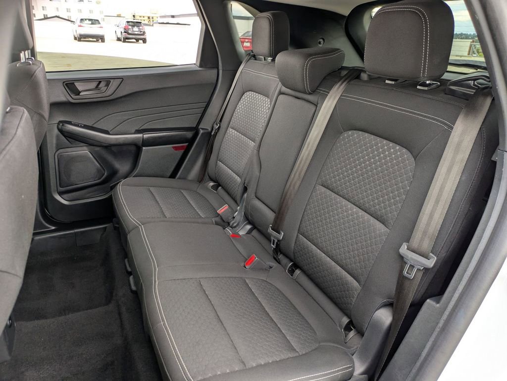 Used 2025 Ford Escape Active AWD/4WD image 24