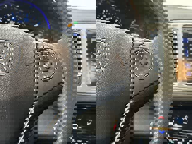 Used 2018 Honda HR-V EX image 18