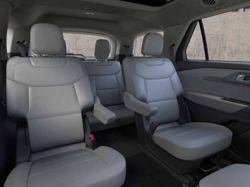 New 2026 Ford Explorer Active w/ Active Comfort Package AWD/4WD image 11