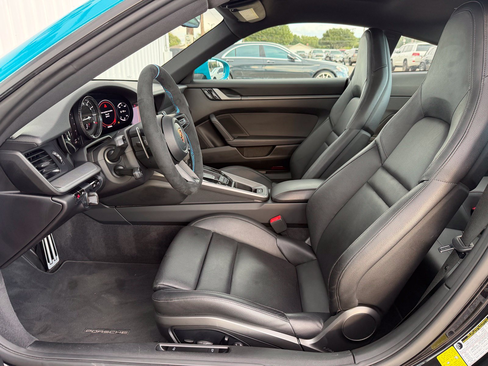 Used 2021 Porsche 911 Carrera RWD image 25