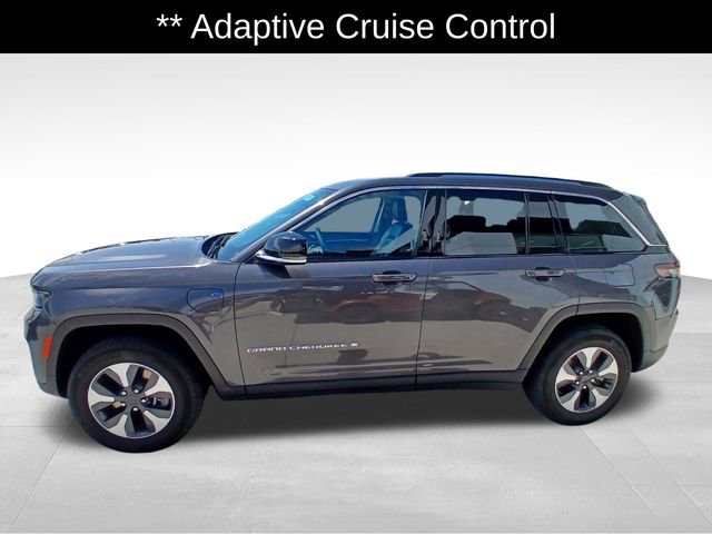 Used 2023 Jeep Grand Cherokee 4WD 4xe image 2