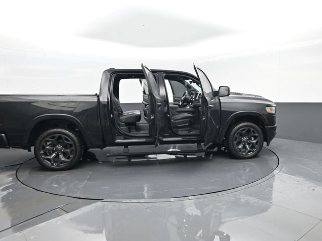 Used 2020 RAM 1500 Limited w/ Black Appearance Package AWD/4WD image 29