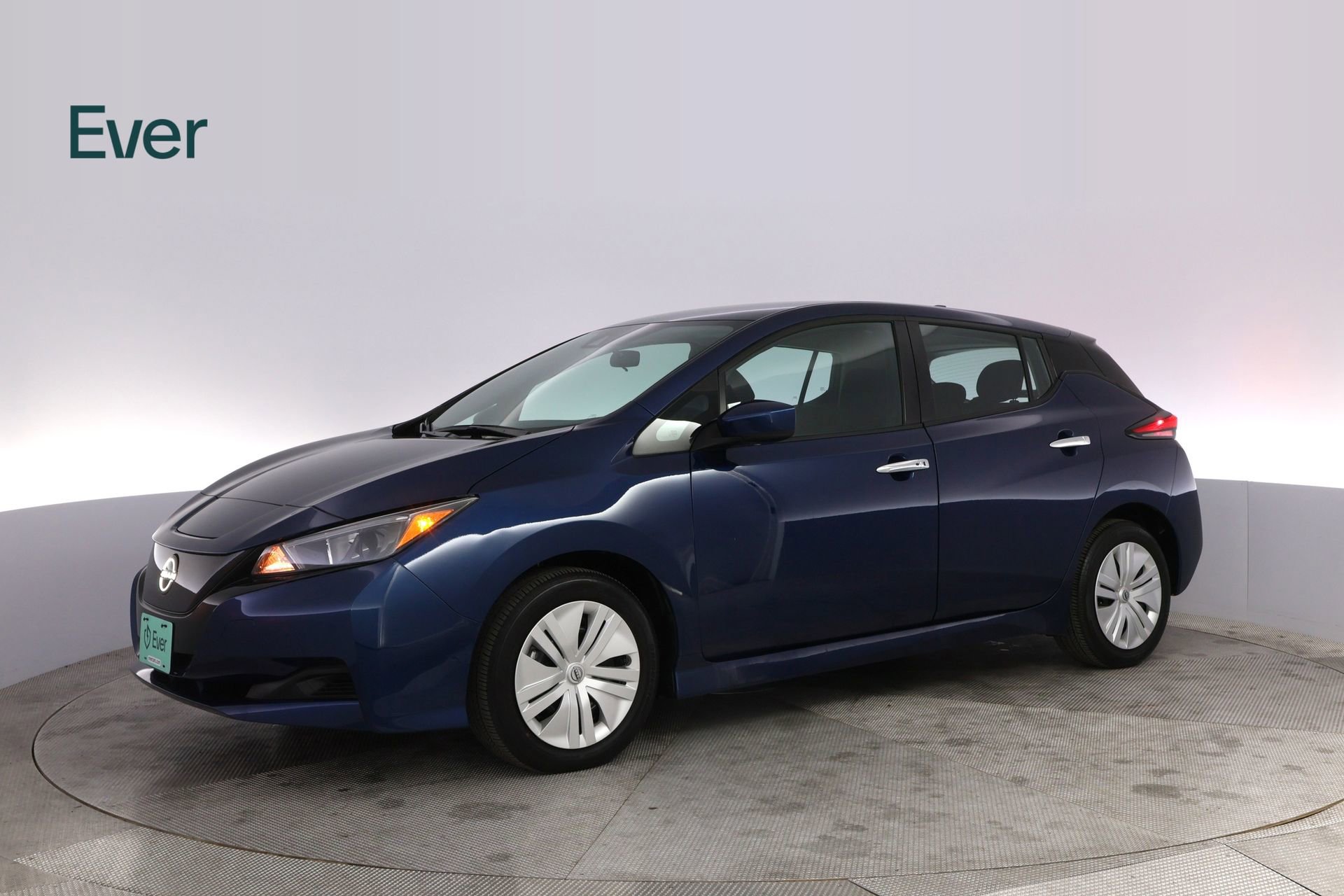 Used 2025 Nissan Leaf S FWD image 18