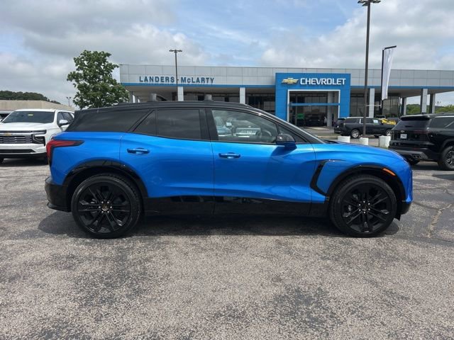 New 2025 Chevrolet Blazer EV RS image 2