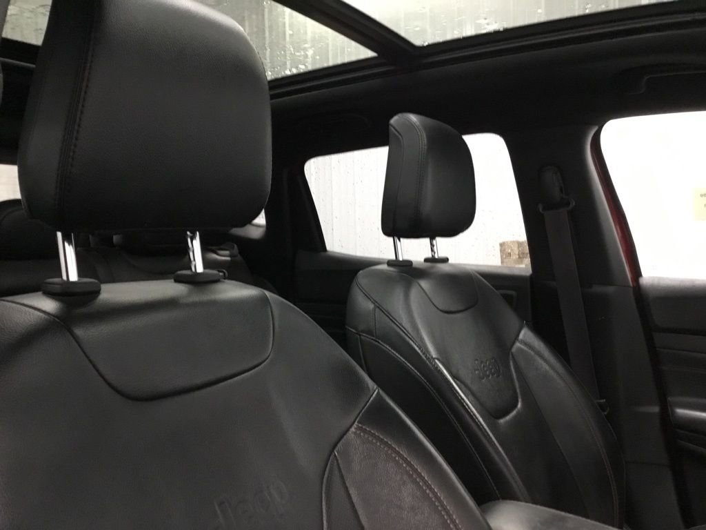 Used 2022 Jeep Compass Limited w/ (RED) Package image 25