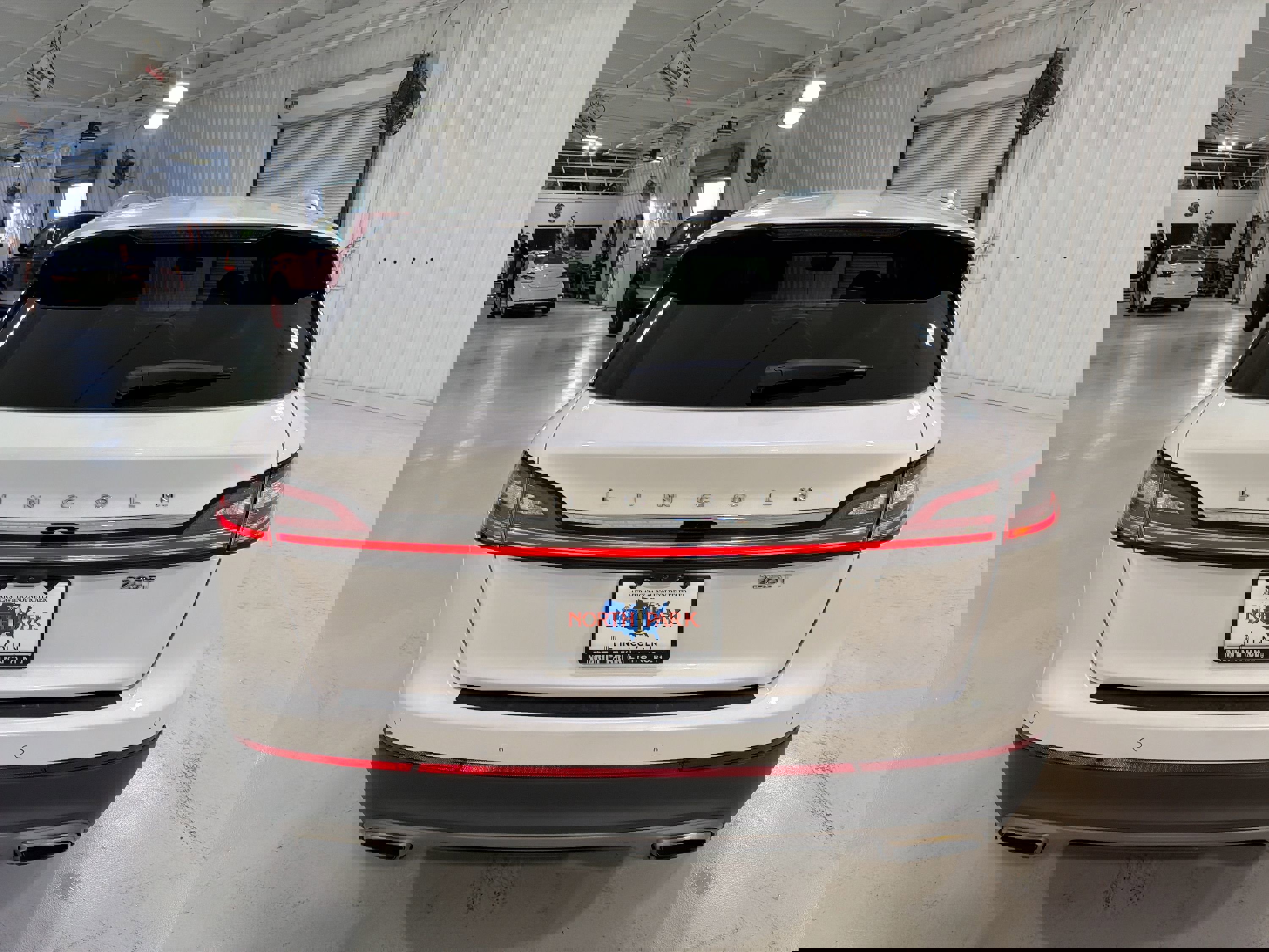 Used 2019 Lincoln Nautilus Select w/ Cargo Utility Package image 26