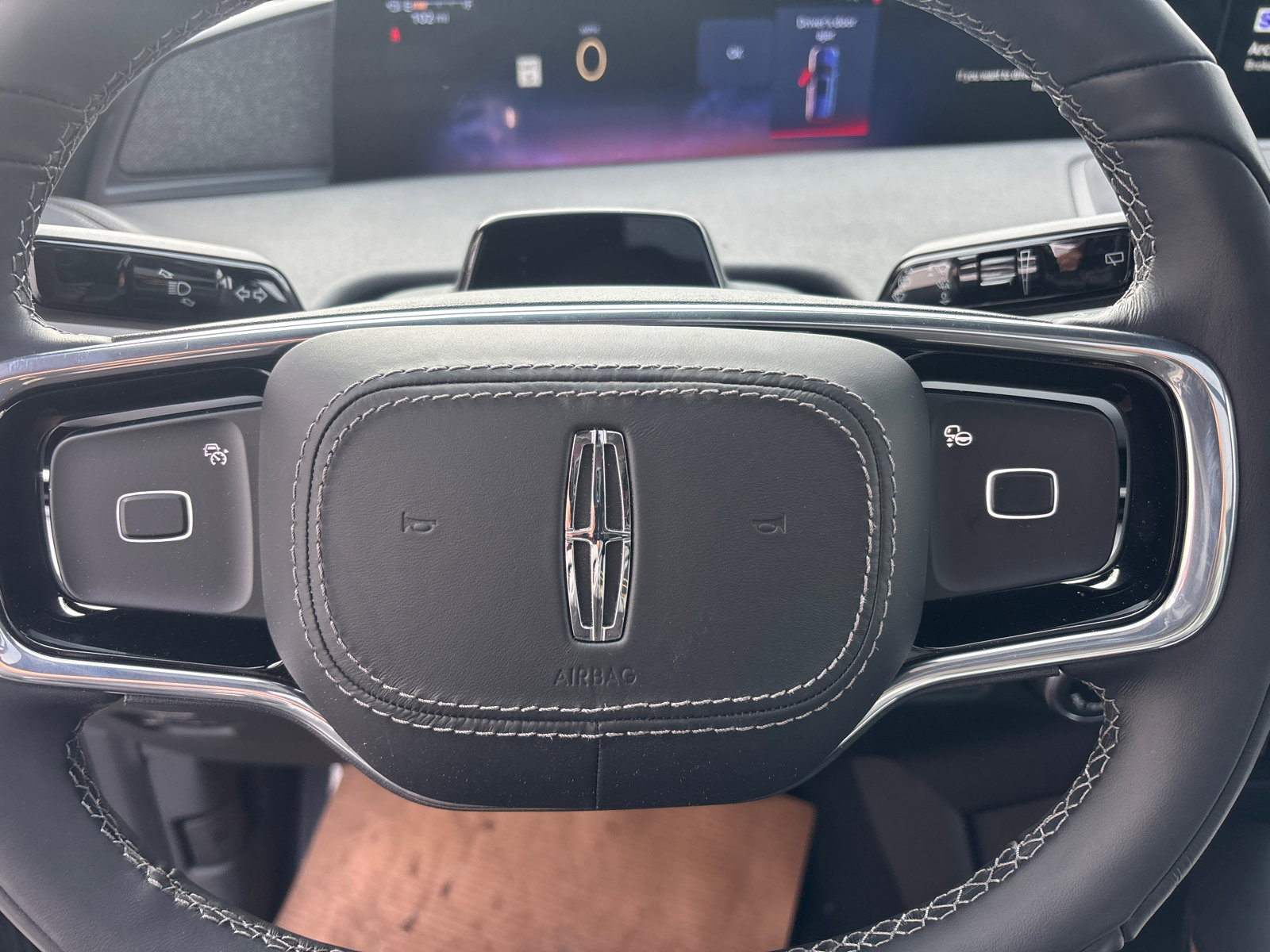 New 2026 Lincoln Navigator Reserve w/ Jet Appearance Package image 15